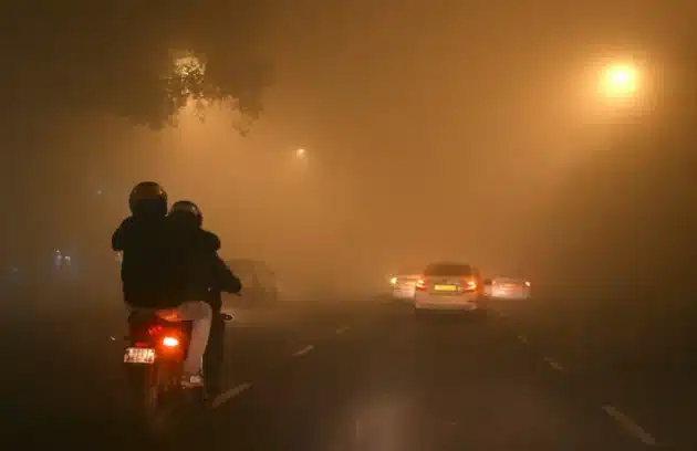 Delhi smog: Expert lists reasons how toxic air is affecting human lungs